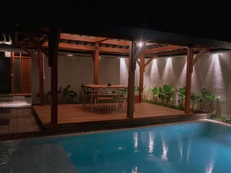 Ayom Java Village Solo Exterior foto